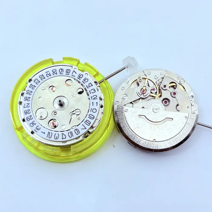 Accessoires de montre, mouvement 8205