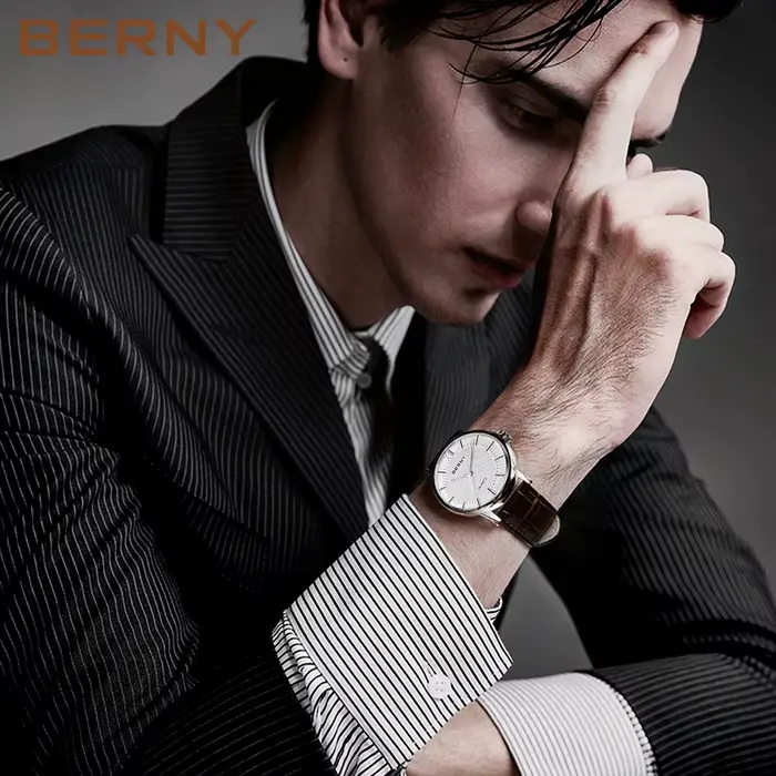 Montre à quartz étanche pour homme