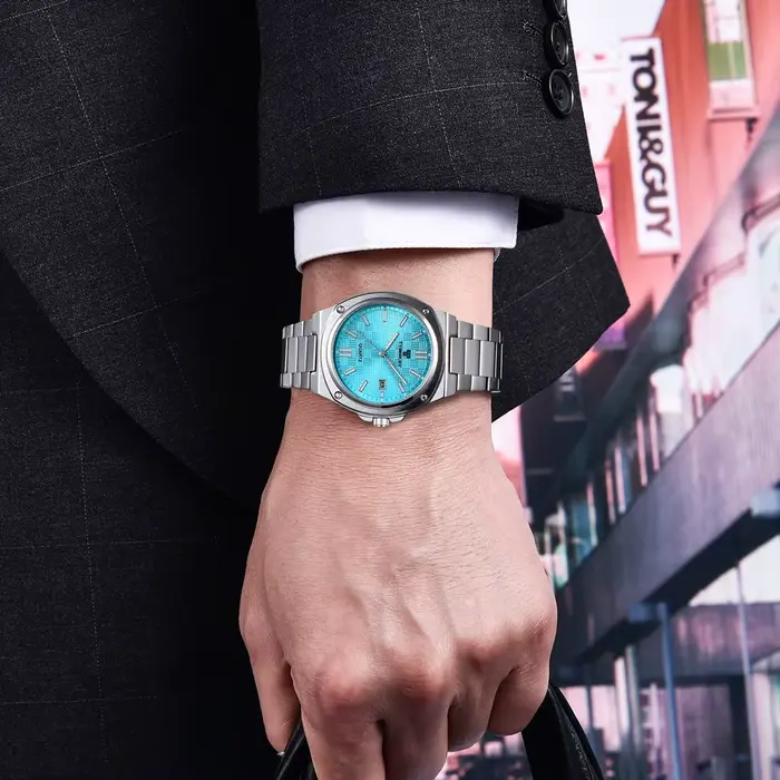 Nouvelle Montre de Luxe TYBERLEY Design 2026 DD39 Boîtier en Alliage Lumineux à Quartz pour Hommes