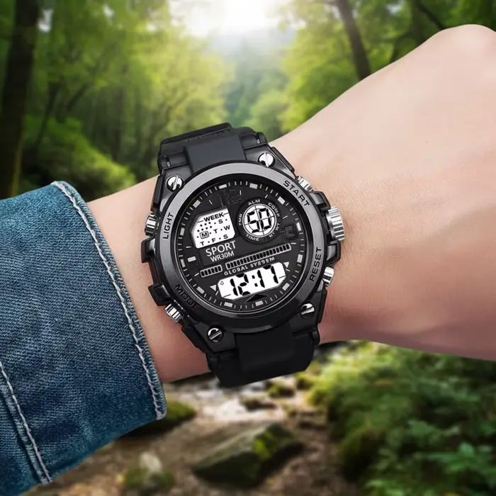 Montre électronique multifonctionnelle tendance pour hommes