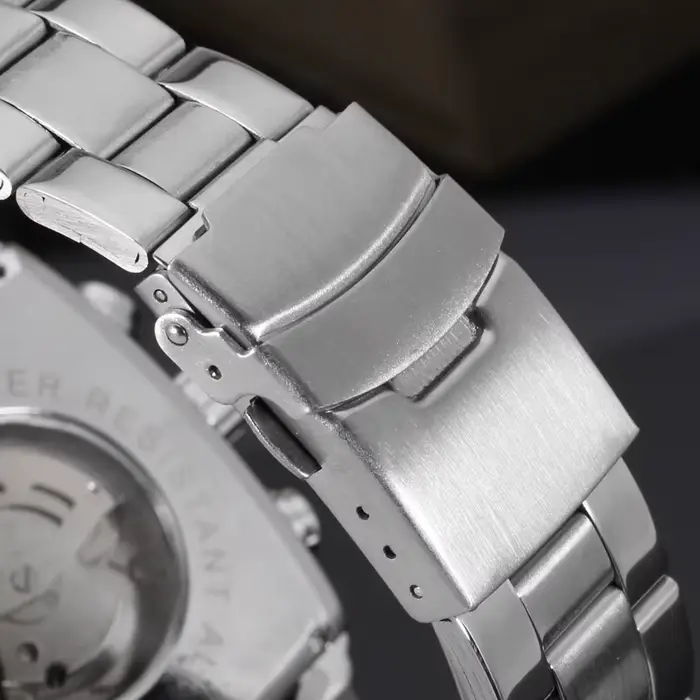 Montre Jaragar automatique en acier inoxydable vintage multifonctionnelle pour hommes occasions spéciales