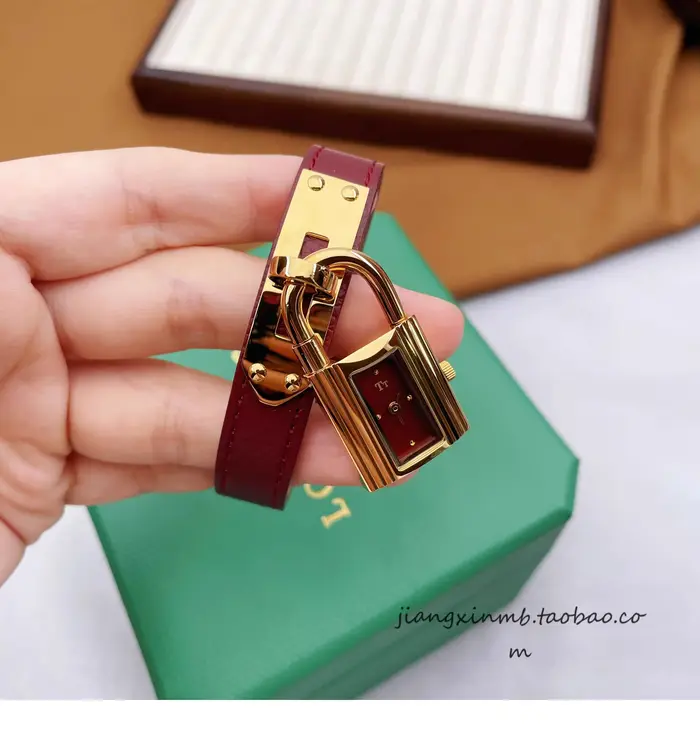 Charme en acier inoxydable nouvelle montre pour femme chaîne