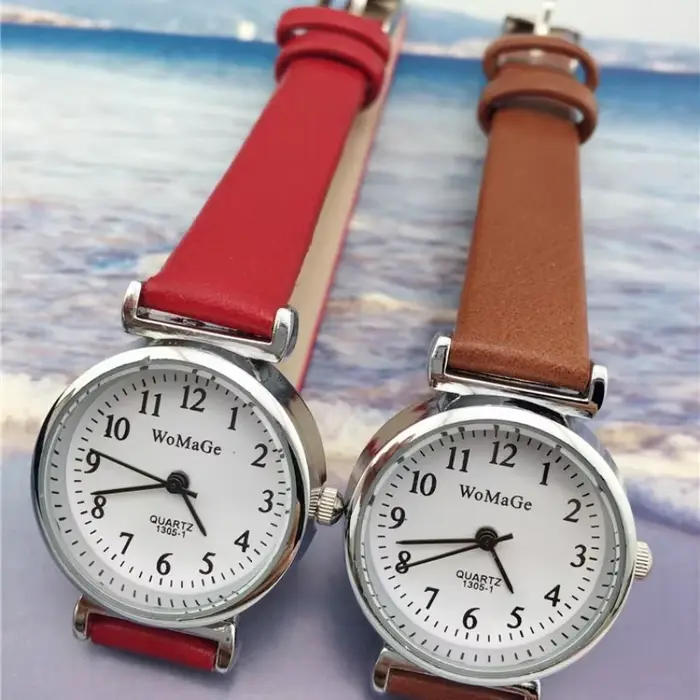 Femmes montres Vintage petit cadran montre bracelet en cuir doux décontracté dames Quartz horloge