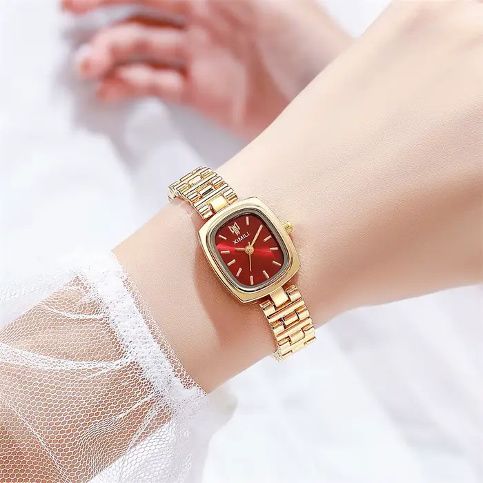 Nouvelle montre carrée pour femme
