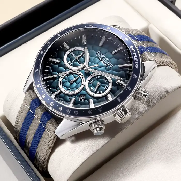 Montre de sport MEGIR pour homme chronographe à quartz cadran texturé nid d'abeille bracelet toile fonction date et tachymètre occasion sport et mode