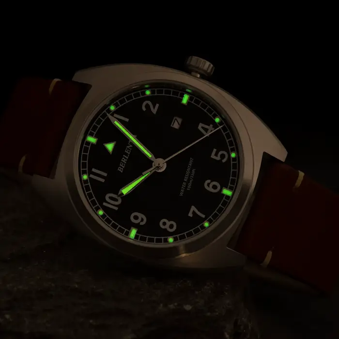 Montre Berlenta Vendange en acier 316L avec bracelet en cuir pour hommes résistante à l'eau pour diverses occasions spéciales