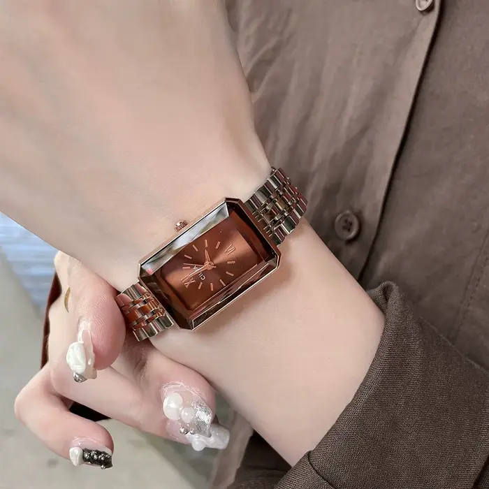 Montre rétro CILOA élégante pour femme résistante à l'eau occasions spéciales et quotidiennes