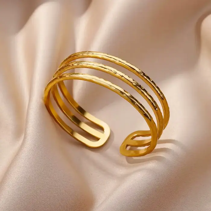 Bracelets en acier inoxydable pour femmes