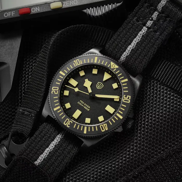 Watchdives EXD montre en titane hommes VH31 balayage deuxième mouvement saphir cristal lumineux 20Bar étanche 38mm montres Vintage
