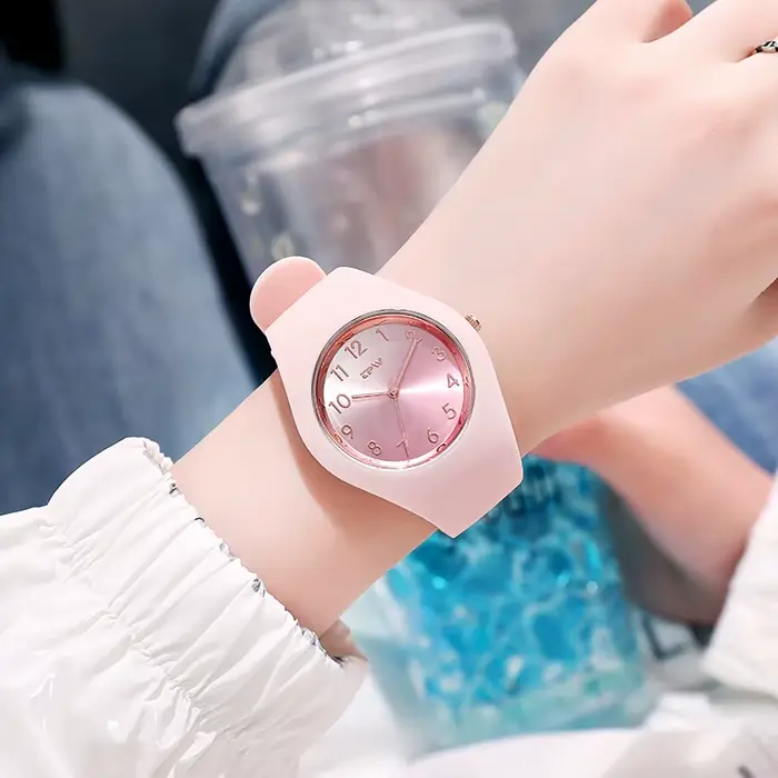 Montre TPW Quartz pour Femmes Bracelet en Silicone Résistante à l'Eau Occasions Spéciales Elégante à Offrir
