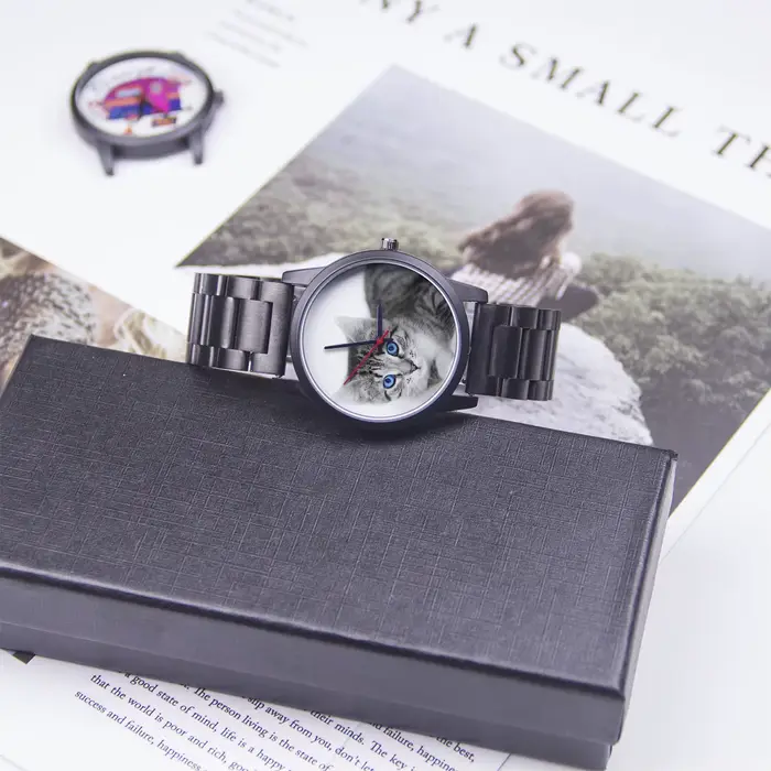 Montre-bracelet à quartz motif chaton mignon pour femmes élégante occasion spéciale cadeau festif