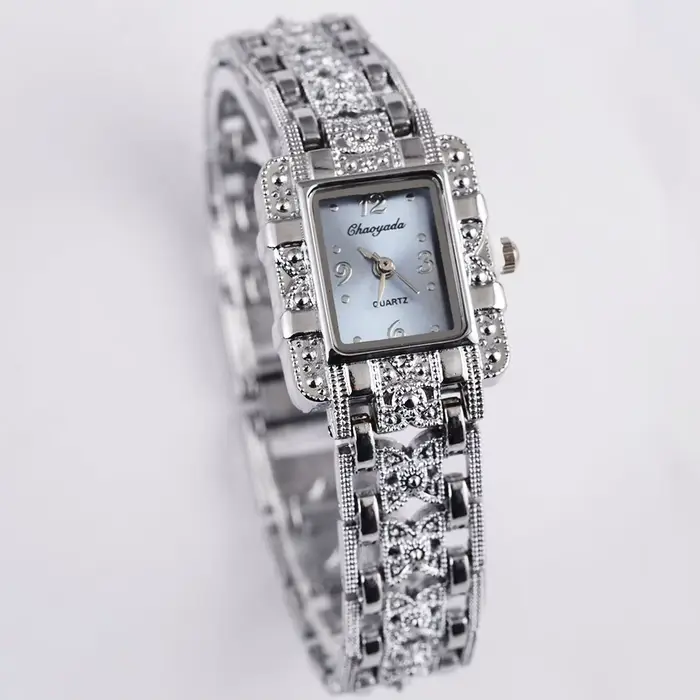 Ventes femmes Bracelet en argent montre de mode