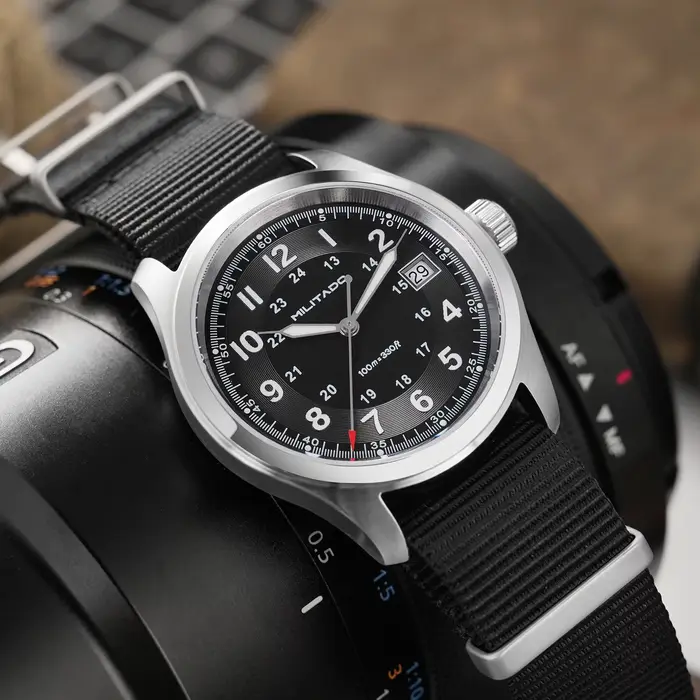 Montre Militado ML08 Quartz Ronda 515 Saphir Dôme Élégante pour Hommes Occasions Spéciales