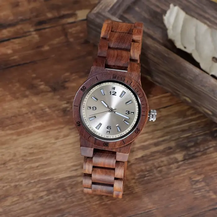 Montre en bois pour femme