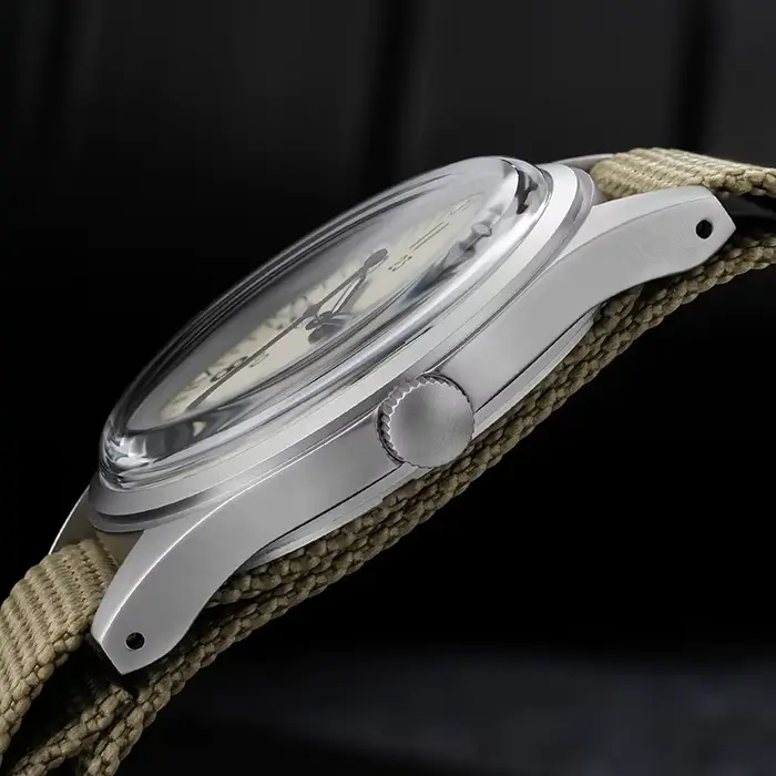 Montre Militado ML07 Quartz VH31 Style Vendange Étanche 10 Bars Occasions Spéciales Hommes