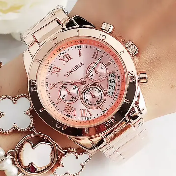 Montre de luxe en or pour femmes avec mouvement quartz et fermoir pliant élégante pour occasions spéciales comme anniversaires et Noël
