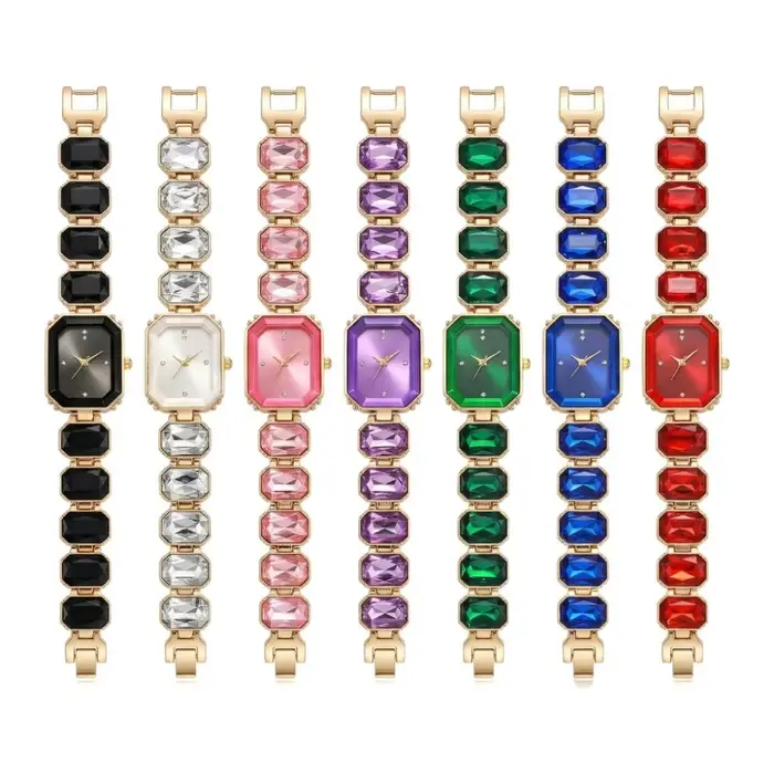 Montres en quartz avec strass