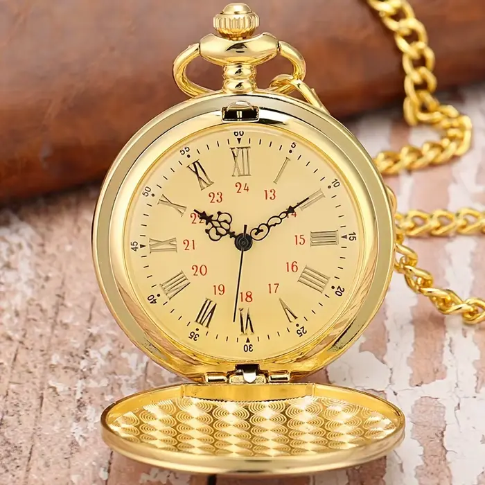 Montre de poche romantique exquise gravée avec le design « Je t'aime »