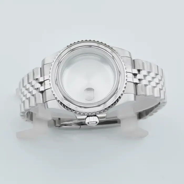 Boîtier de montre étanche pour plongeurs 40mm acier inoxydable avec cristal saphir mouvements Nh35 Nh36 Nh34 pour femmes et hommes occasions spéciales