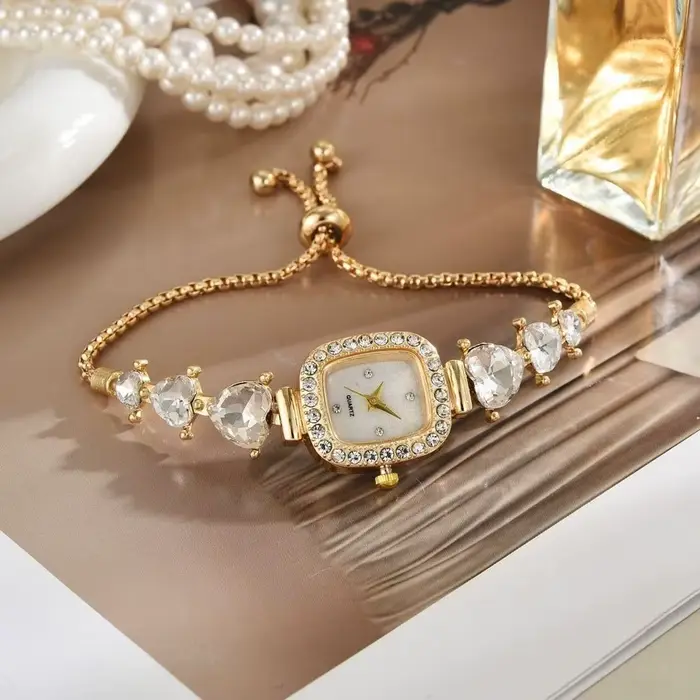 Montres-bracelets ajustables pour femmes