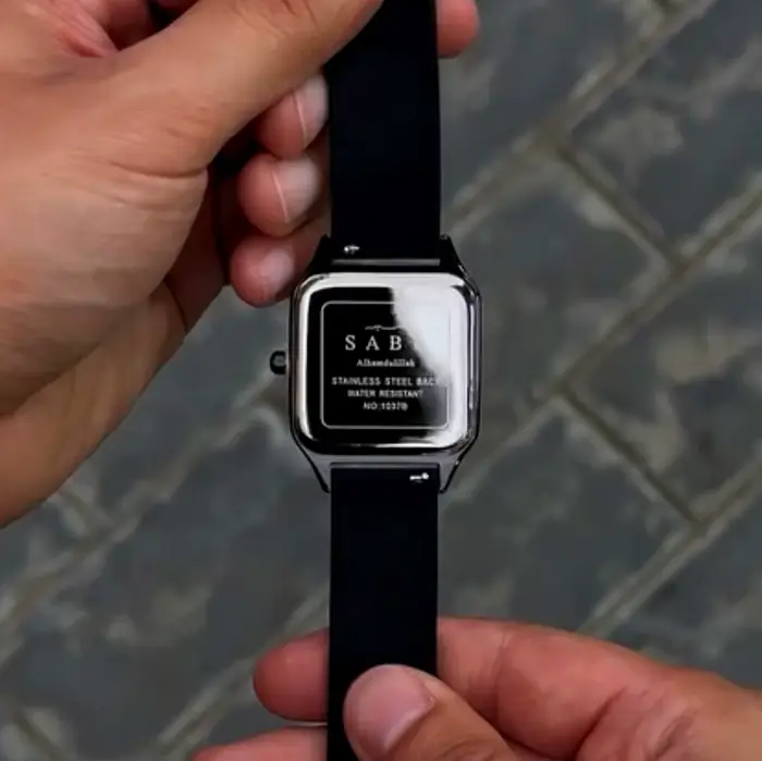 Sabr montre à chiffres arabes 3ATM boîtier en alliage étanche montre-bracelet à Quartz pour hommes bracelet en Silicone