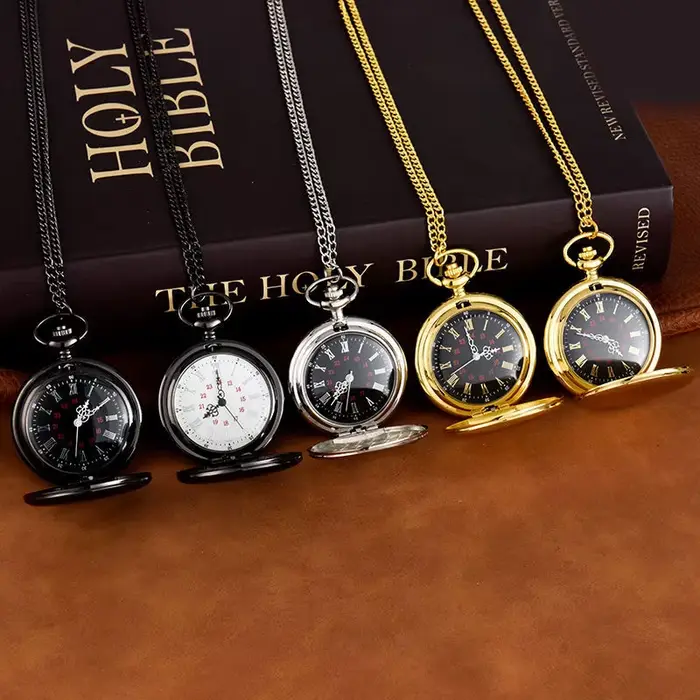 Montre de poche classique vintage à quartz avec chaîne