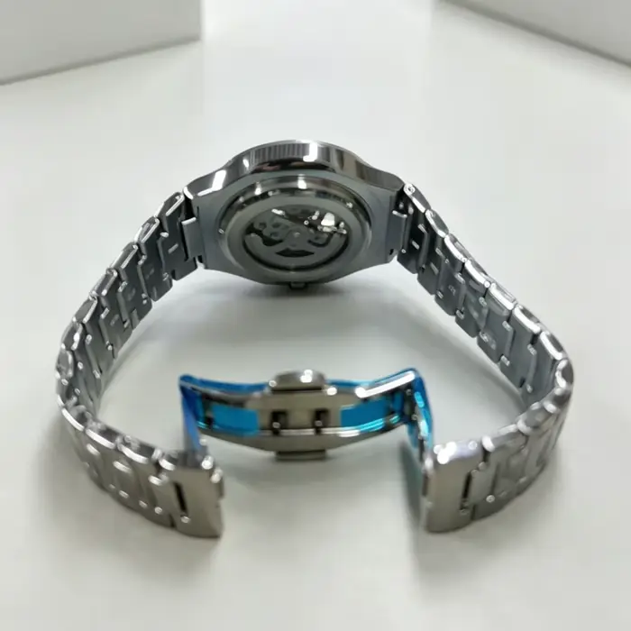 Montre mécanique squelette entièrement automatique pour homme