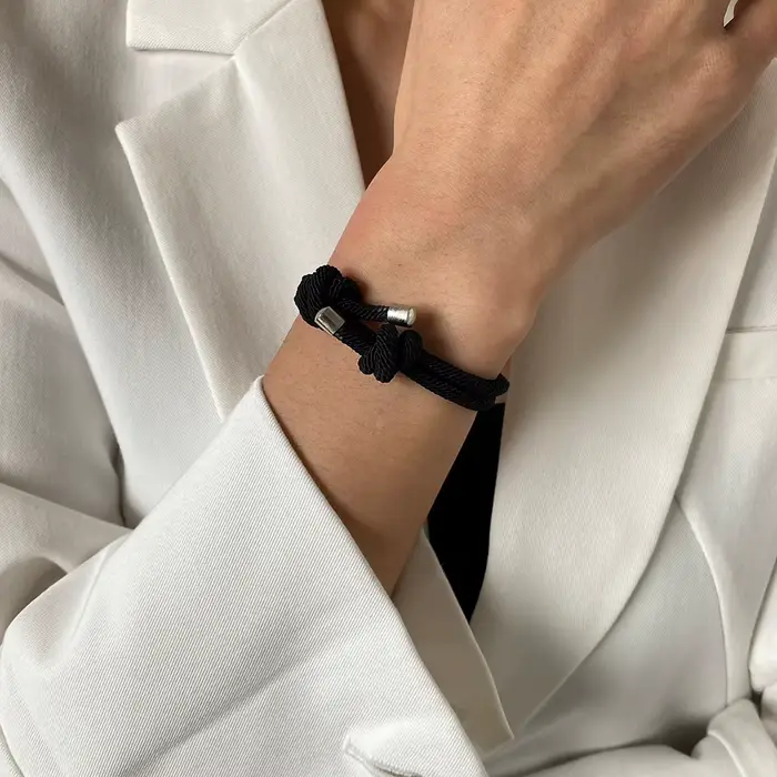 Bracelet en corde rouge coton pour protection et succès, talisman porte-bonheur mode et vintage pour femmes occasions spéciales