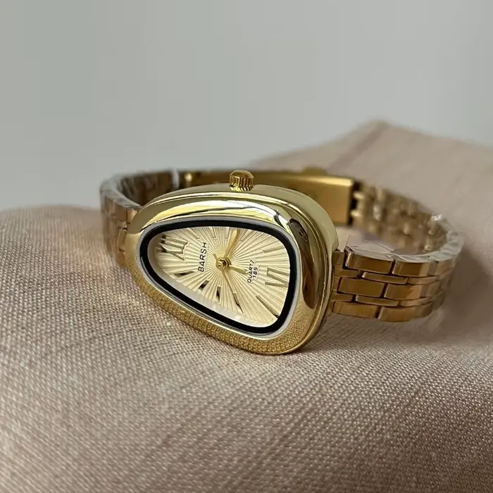 Marque serpent tête cadran femmes montre de luxe dames montres à Quartz en forme de gouttelette chiffre romain bracelet