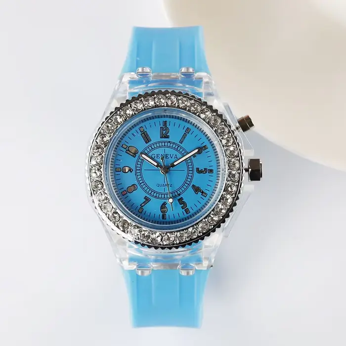 Montre à Quartz lumineuse pour femmes personnalité strass Led mode genève étudiants masculins et féminins Couple gelée montres-bracelets