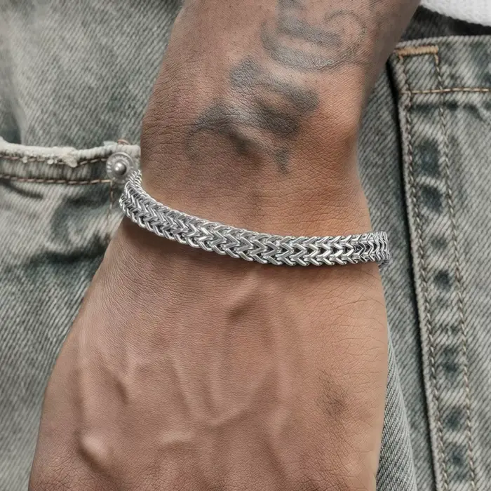 Bracelet tressé en acier inoxydable pour hommes