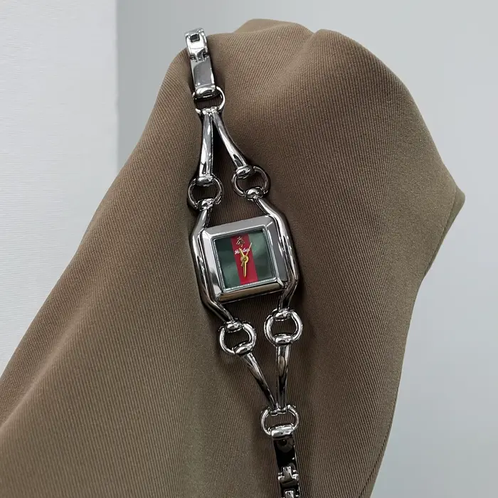 Montre quotidienne étanche pour femme CILOA