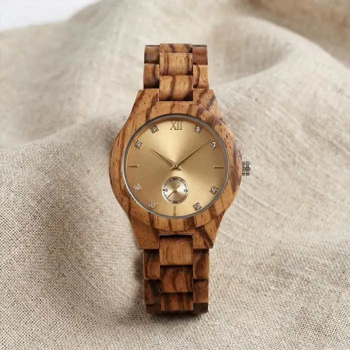 Montre en bois faite à la main pour femmes, élégante et résistante avec mouvement quartz pour diverses occasions