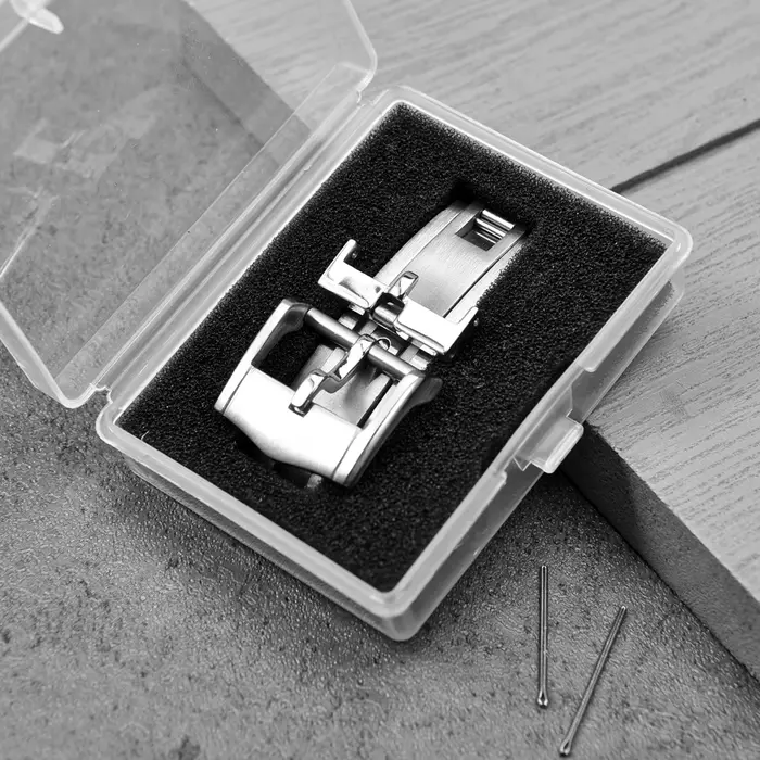 Boucle déployante à ressort de luxe en acier inoxydable 316L pour montres Omega