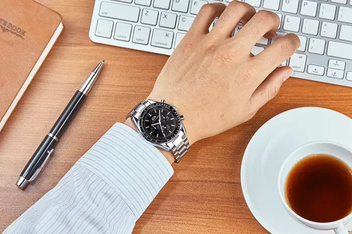 Montre automatique à remontage automatique pour homme