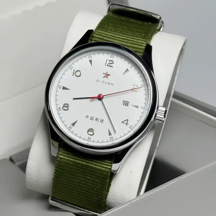 Nouvelle montre de pilote pour homme 1963