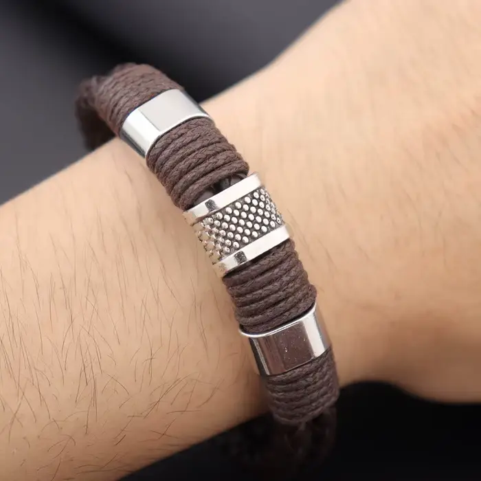 Nouveaux bracelets en cuir tressé en métal pour hommes et femmes