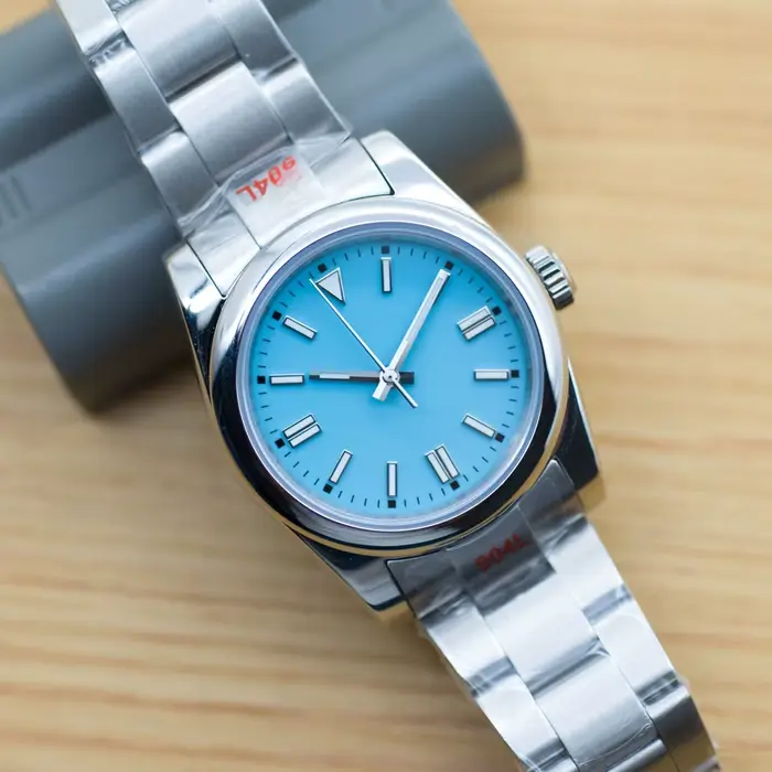 Montre Corgeut personnalisable avec mouvement automatique, résistance à l'eau, cristal de saphir et bracelet en acier inoxydable pour homme occasions spéciales