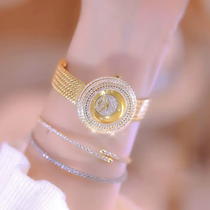 Montres de luxe de mode pour femme nouveau Vintage doré femmes