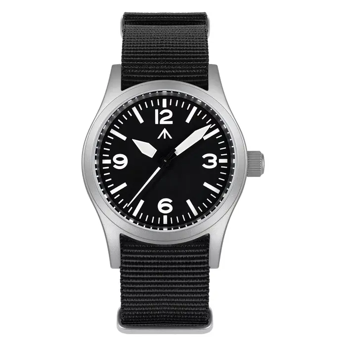 Militado ML05 montre à Quartz VH31 mouvement de balayage aiguilles en forme d'épée montre de terrain