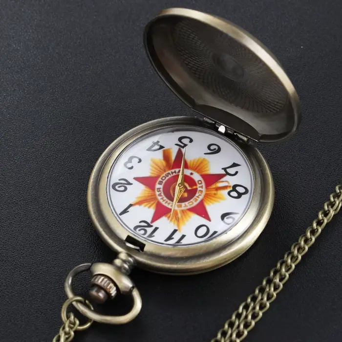Montre de poche à Quartz à motif d'emblème de la république d'étoile rouge soviétique Antique