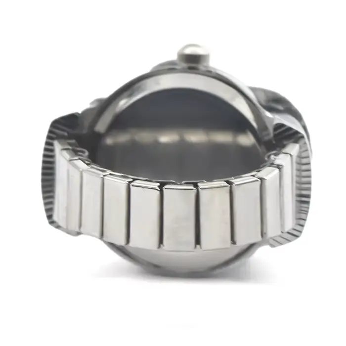 Crâne créatif vente personnalité Quartz anneau montre alliage cadran circulaire unisexe cadeau de noël