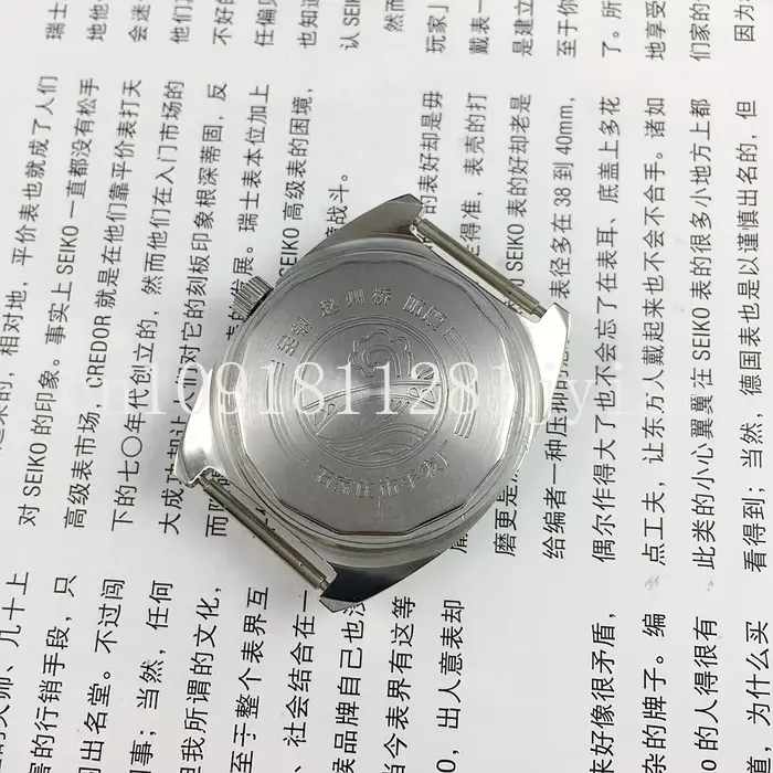 Montre mécanique manuelle tout acier résistante aux chocs élégante pour homme et femme occasions spéciales