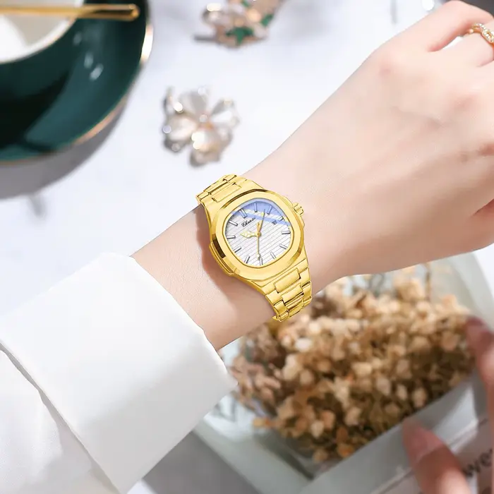 Montre pour femme en or