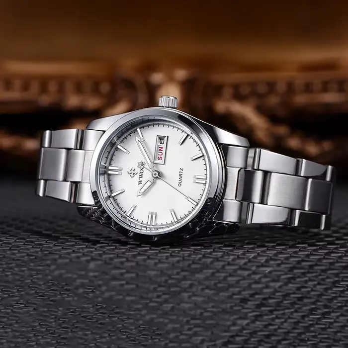Montre à quartz étanche pour femme, date automatique, résistance à l'eau, bracelet en acier inoxydable, élégance et praticité pour toutes les occasions