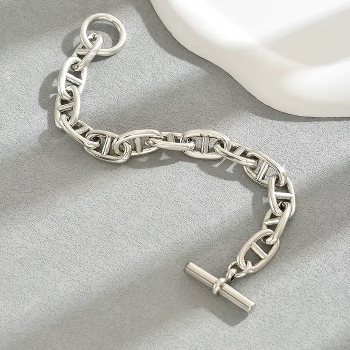 Bracelet à boucle OT pour femmes