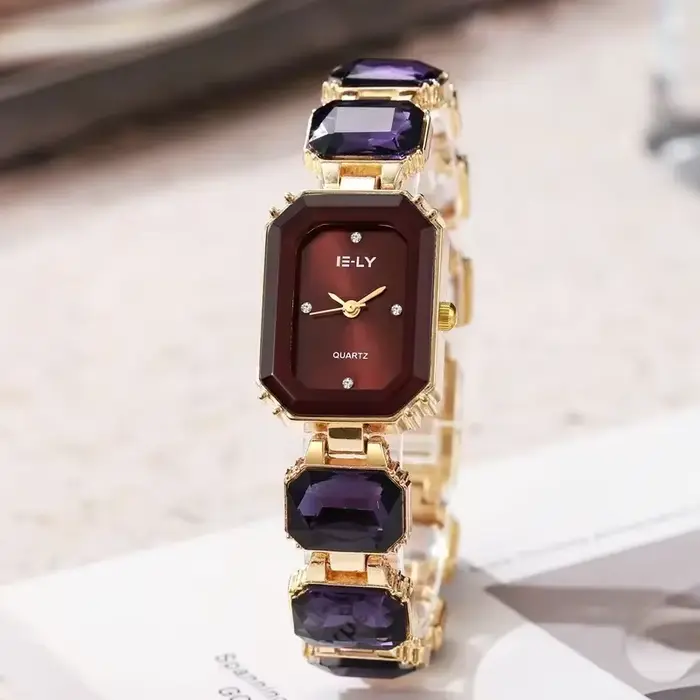 Marque femmes montre grande eau diamant