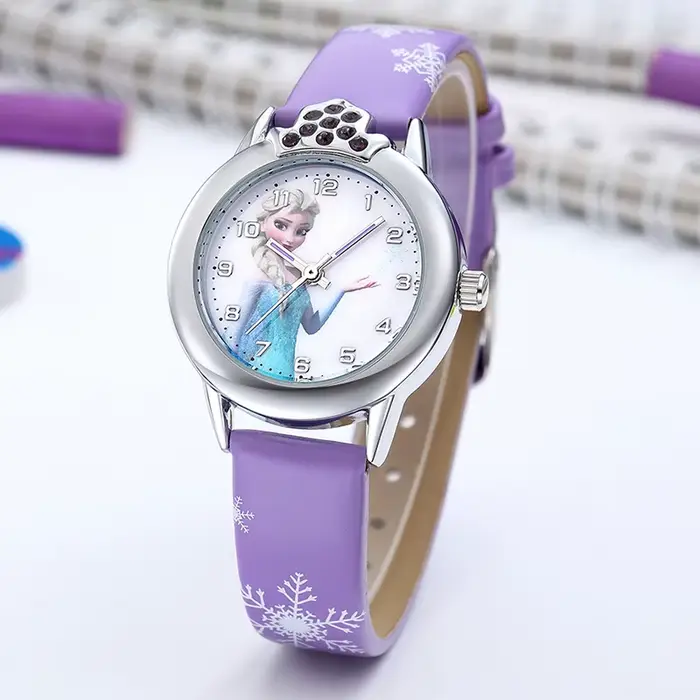 Elsa montre filles