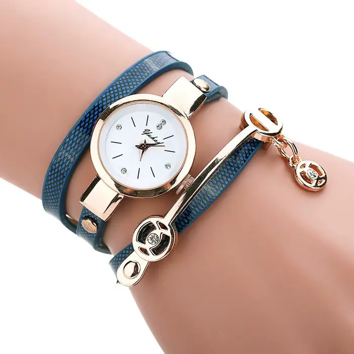 Montre à quartz simple pour femme, bracelet en métal doré, mode