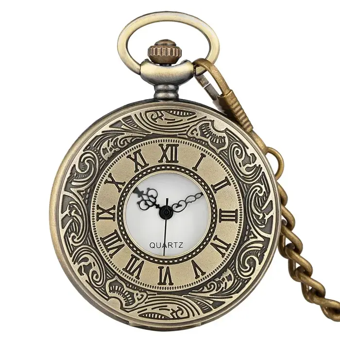 Montre de poche classique avec couvercle de chiffres romains